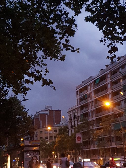Pues parece que amenaza tormenta jajajajaja https://t.co/hiQLM4VaOk<a href="/tag/castelldefels"class="tags"><span>#castelldefels</span></a><a href="/tag/soli"class="tags"><span>#soli</span></a>