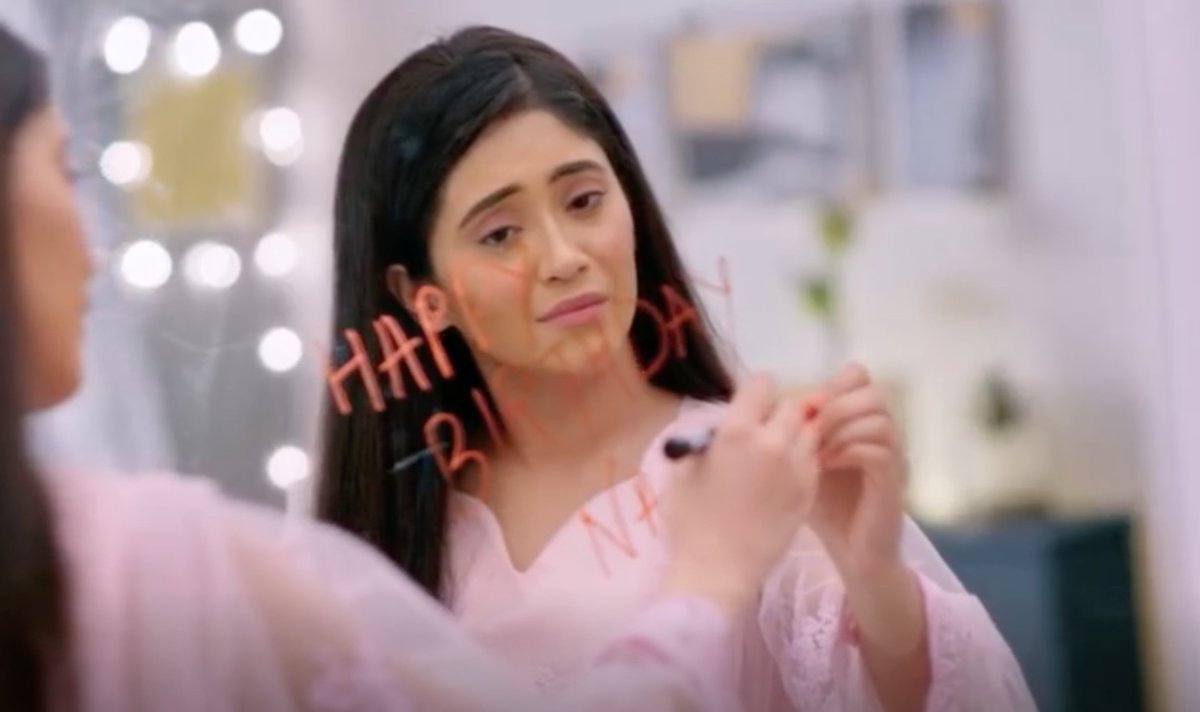 Priyanka3291's tweet photo. @shivangijoshi10 u deserve an applause for today EP.d way u portray N emotions hurt, pain &amp; guilt everything was perfect.l really loved her emotional scenes today she made us cry when waiting for k wish,writing on mirror,diappoimentwhen k said it was for M #ShivangiJoshi  #yrkkh https://t.co/FbRZ0kGaoj
