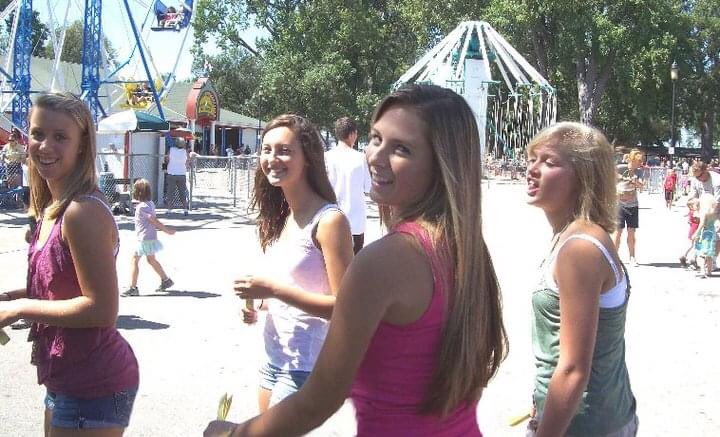 I moved to Jacksonville Florida USA after growing up in Wisconsin + living in Chicago. 10 years ago I went to Bay Beach (a city-owned amusement park) with my friends- a last hurrah before 10th grade. Here’s a terrible photo of us: