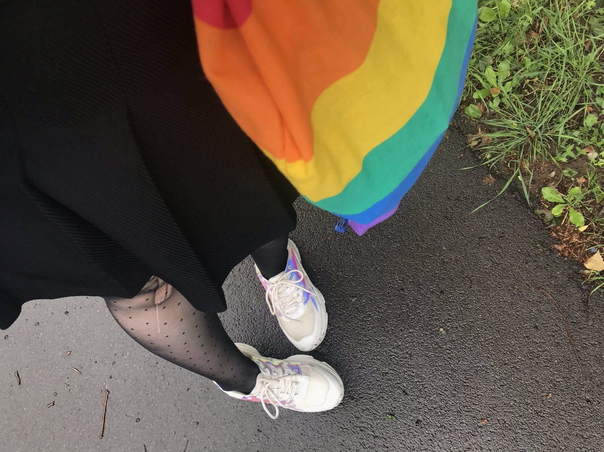 Louellaberkeley's tweet photo. Went shopping with my freind Daisy , had a really good day.
Can’t believe how long me and her haven’t seen each other it’s been way to long xx https://t.co/1P3S8D3l84