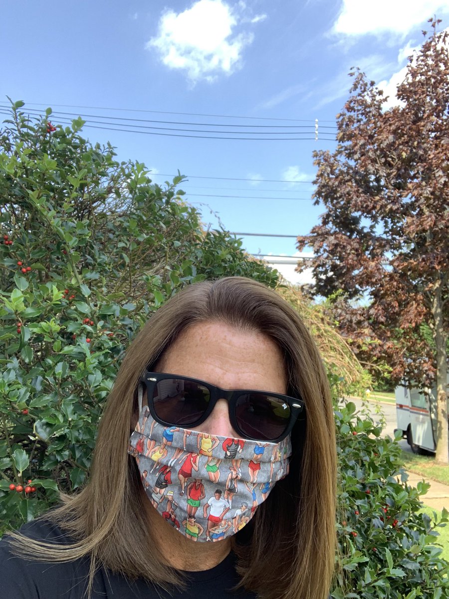 Challenge accepted @vztaccetta (You wear a mask AND a crown better than most!) Keep on running and let’s do this, <a href="/MrGrantMitchell/">Grant Mitchell</a> <a href="/cnagle9397/">Courtney Nagle</a> @UTSKatie Take a mask selfie for the <a href="/DrTedros/">Tedros Adhanom Ghebreyesus</a> and <a href="/WHO/">World Health Organization (WHO)</a> #WearAMask Challenge this #worldmaskweek