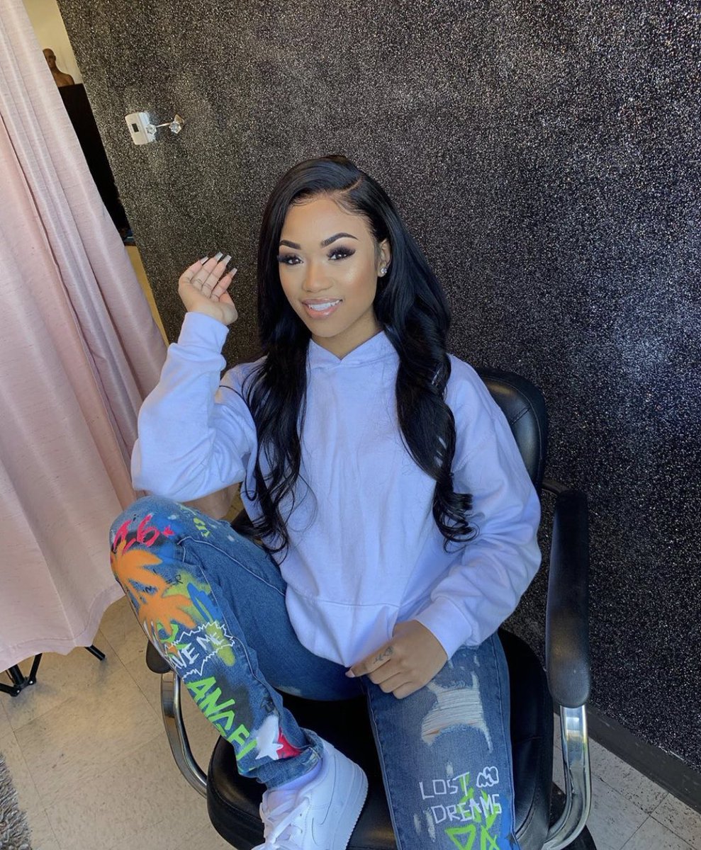 wigdealer's tweet photo. #BlackOwnedBusiness 
Shop @wigdealer for affordable/quality wigs 
https://t.co/Lr3sPfAtqm https://t.co/8nsIfy88SX