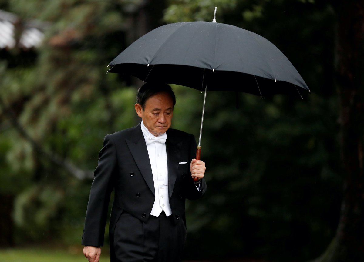 6/ Yoshihide SugaThe local politician who rose from provincial politics to become a mainstay in Tokyo's parlors and backrooms, Suga has been a loyal deputy to Abe. But while he lacks charisma, he has administrative competency.More:  https://s.nikkei.com/34ID9lu 