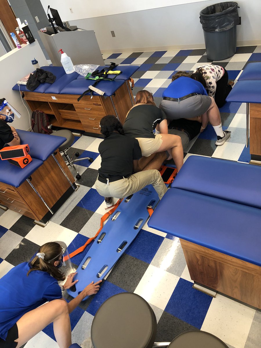 UNGATP's tweet photo. Practicing skills to keep our patients safe in emergent conditions. ATs are healthcare! We are in the business of being ready during emergencies! #weready #ATsarehealthcare #ungatpfamily #practicemakesperfect https://t.co/ElAljQyApc
