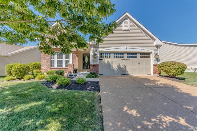 RemaxStLouisMO's tweet photo. See a virtual tour of one of our newest #listings 326 San Marco Way #SaintPeters #MO  https://t.co/T0AP0q6vP3 https://t.co/ZhnRmXGf0g