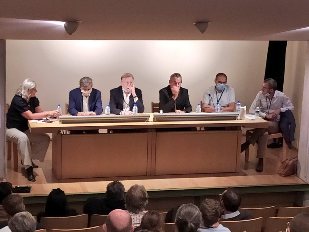 VincentTISON's tweet image. #RdvGauchedApres Atelier #culture avec @T_Ardisson : les français sont copropriétaires de la télé pub. Faisons en une école du peuple !
Ne la laissons pas toute seule.
Toutes les chaînes privées appartiennent à des milliardaires qui n'ont plus d'argent ! 🤨