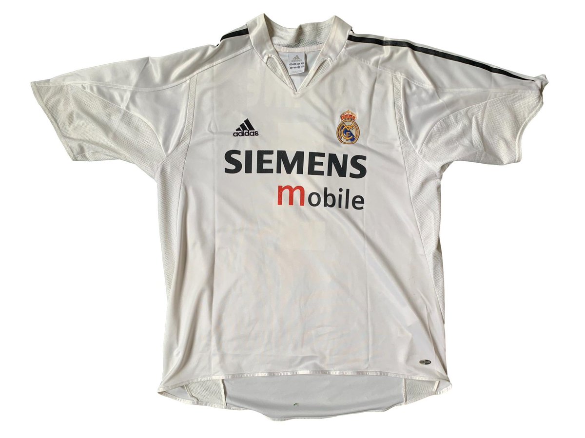 90sfootball's tweet image. Competition! You can win this Zinedine Zidane #5 2003/04 Real Madrid shirt (Size Large) thanks to @EhRetroKits.

To enter:

➡️ Retweet this tweet
➡️ Follow @EhRetroKits