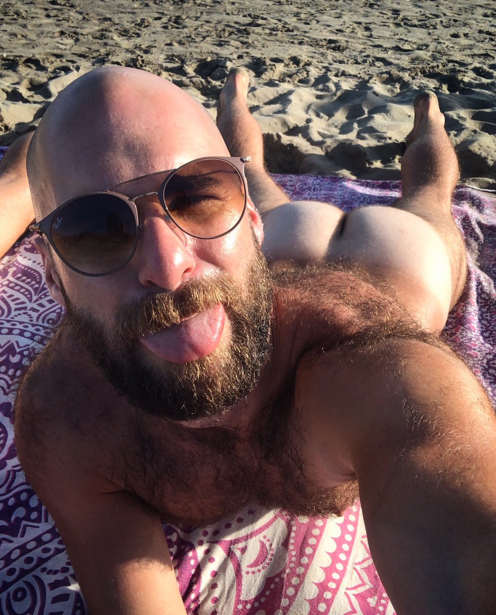 MrMattLister's tweet photo. ...But is it cake? https://t.co/Ty0fIKgYNH