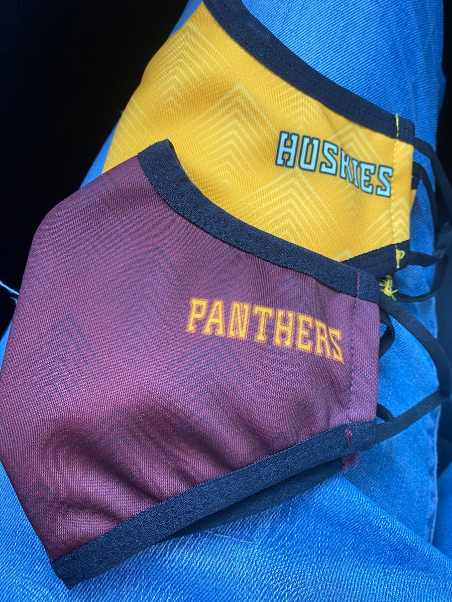 Thank you <a href="/HyerHuskies/">Hyer Huskies</a> <a href="/debbie_burt/">Debbie Burt</a> and <a href="/UpPanthers/">UPPanthers</a> <a href="/candijudd/">Candace Judd</a> for giving me some Sweet swag to wear while on your awesome campuses. Let me know how else I can help!