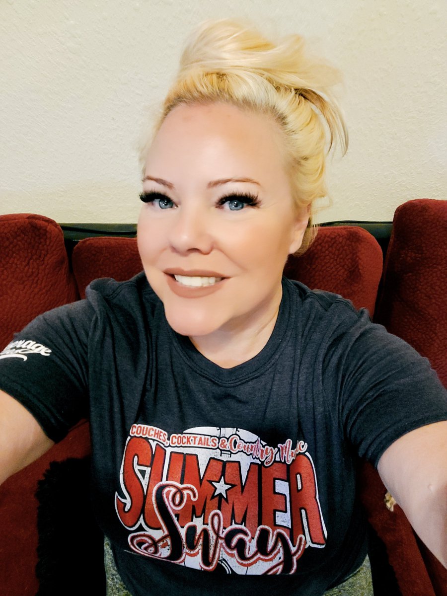 🚨SHOUTOUT🚨@JoelleKahn1 #TucsonRealtor Extraordinaire for supporting @MusicHealthAll #HealTheMusic➡️DONATE $100+ I'll send you limited edition #SummerSway Streamathon shirt courtesy of <a href="/AverageJoesEnt/">Average Joes Ent.</a> PLUS <a href="/Spotify/">Spotify</a> will MATCH donation! Donate/Get Help: MusicHealthAlliance.com