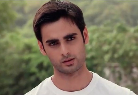 sykdyk's tweet photo. Nuestro querido Danny Vyas #HappyBirthdayVarunKapoor https://t.co/YNQvvoeOYA