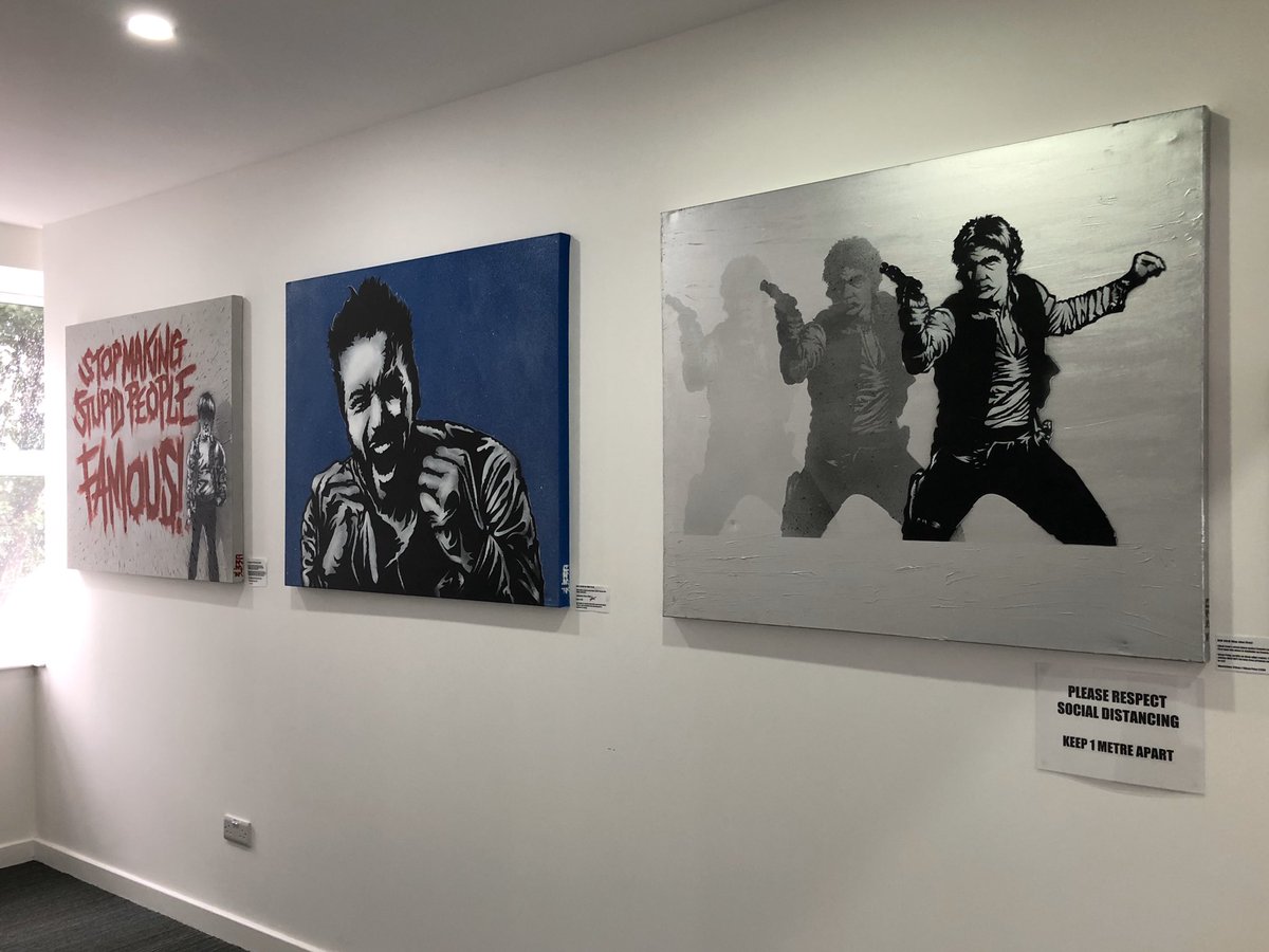 steelcitysnaps's tweet image. Just to clarify, @bubba2000art’s #PersonsOfInterest exhibition is open 1-4pm this weekend at @Psalter_hotel and you don’t need to book in advance so get yourself down there because it’s bloody brilliant! #SheffieldIsSuper #Sheffield #Art #SheffieldArtist
