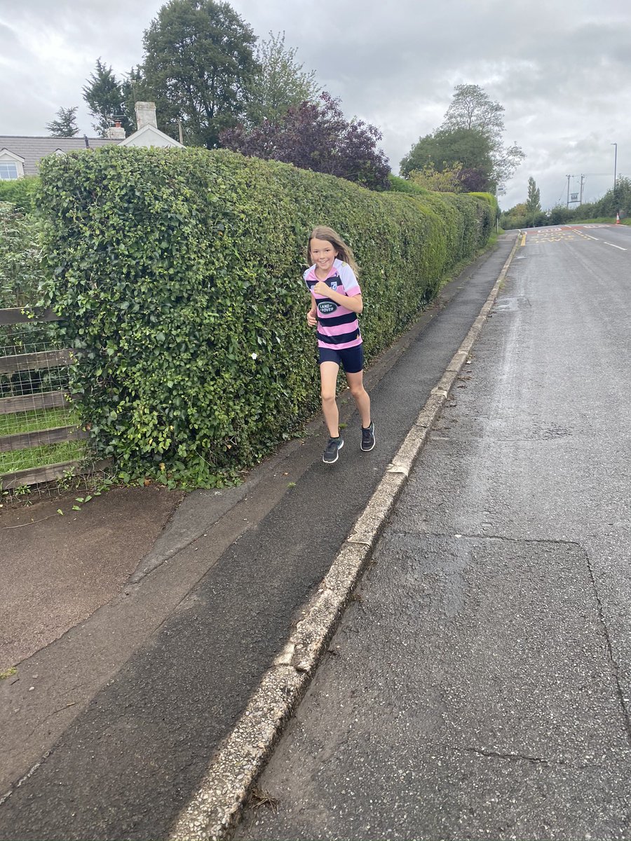 SandCgirls's tweet photo. Quick morning run with my Dad #run #running #strengthandconditioning 🔥💪 https://t.co/uJaDkOi0gm