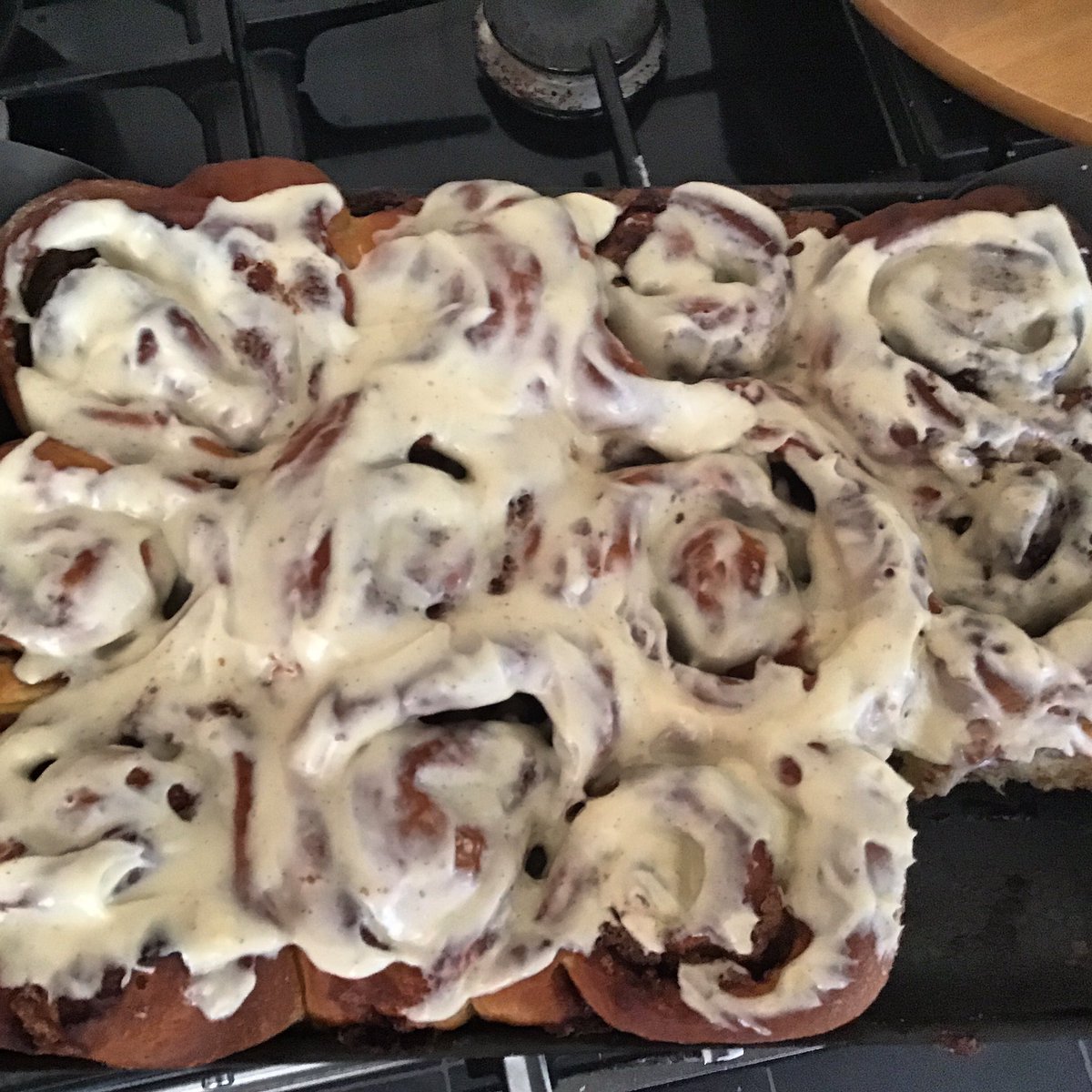 porshamcakesuk's tweet photo. Cinnamon buns are the best. #cinnamonbuns #cinnamon #cinnamonrolls #smallbatchbaking #buylocal #porshamcakes #porshambakes #treats https://t.co/RPCMcCn6Na