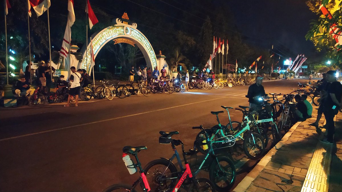 Sampai ketemu lagi September <a href="/watesFridayride/">WatesLastFridayRide</a> <a href="/watespahpoh/">Hay!</a>