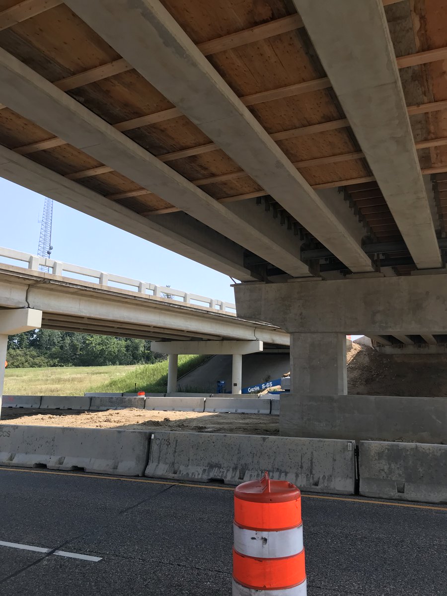 mndotsoutheast's tweet photo. Great progress is happening on the new I-90 bridge at Nodine. Remember there's a temporary closure of the EB I-90 exit ramp (Exit 267) as crews replace culverts and regrade the ramp for the new bridge.
➡️ Detour info, project details and email signup: https://t.co/b7r8cNCY3U https://t.co/QDmAUVvLq4