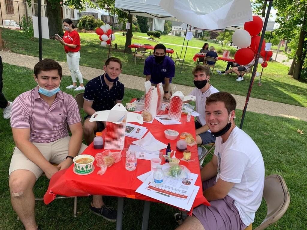 IndianaHillel's tweet photo. It’s not too late to join us for shabbat tonight! We will have multiple Shabbat experiences to offer both in person and virtual. Reserve your spot for the night both in-person and virtual at https://t.co/lrOmJ9katt. COVID-19 best practices followed. https://t.co/UaZA85hgnc