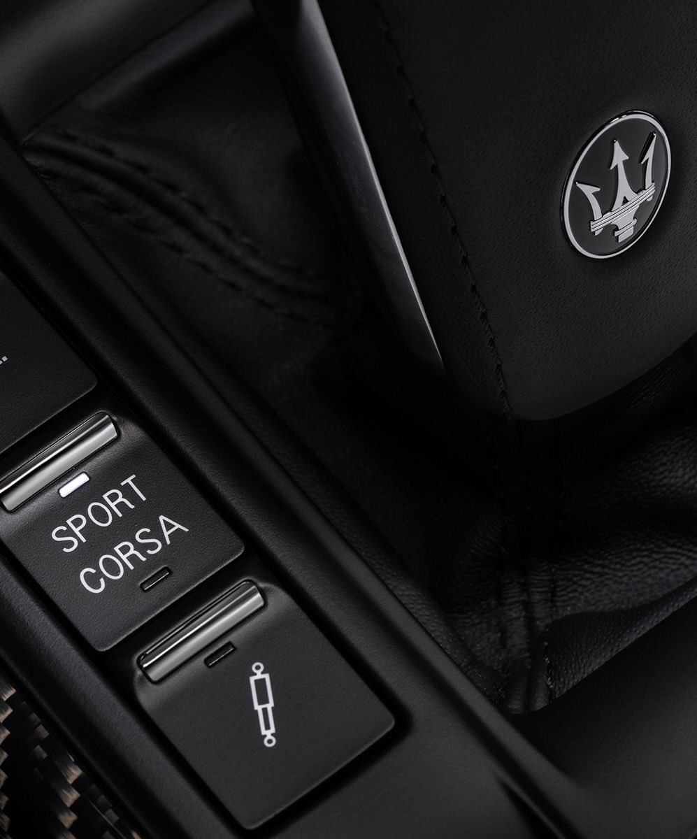 GpluxeM's tweet photo. #maserati #maseratiquattroportetrofeo @Maserati_HQ https://t.co/ObBhdGaPN7