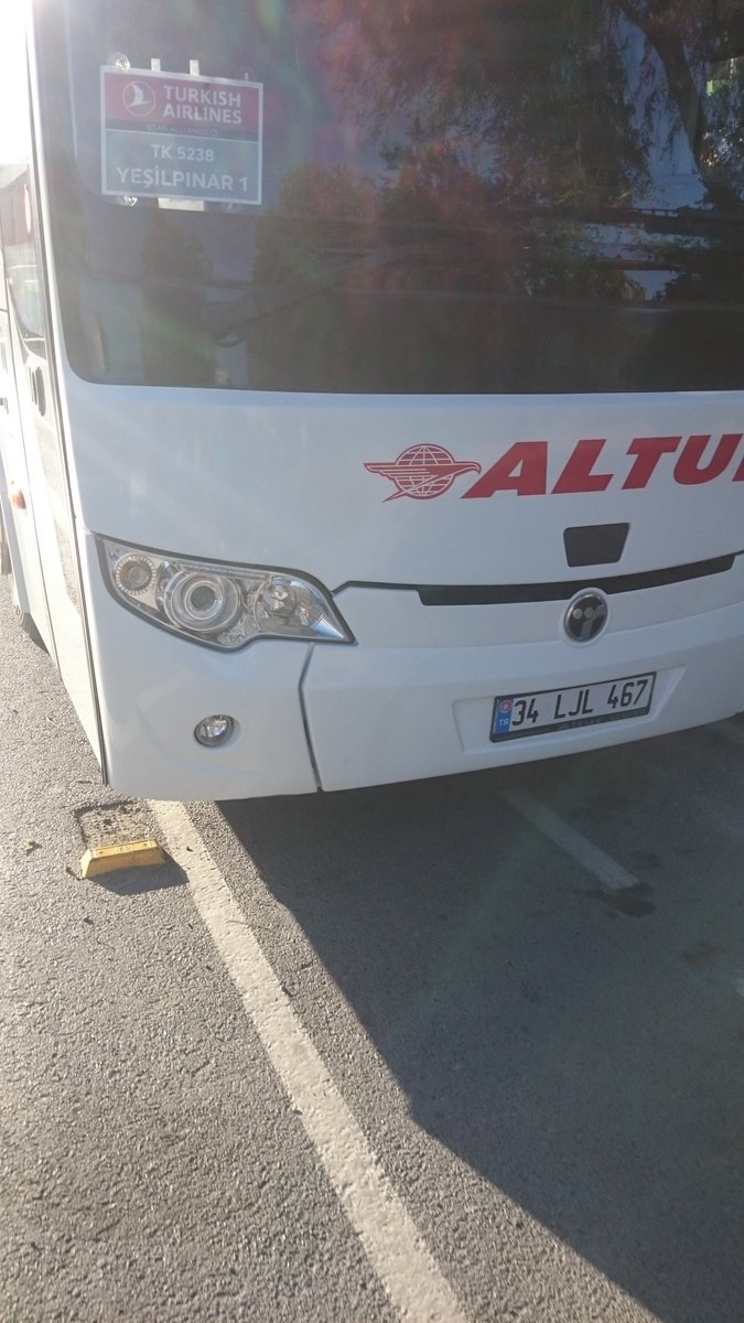 Gazıosmanpaşa Küçükköy keçe suyu mevkisinde bulunan bisiklet yolu biri gidiyor biri geliyor bitmediniz gitti etkili bir dubalama olmadığı süreçe bunlar bitmez 28.8 2020 18:00 <a href="/AlturTurizm/">Altur</a> @ibbBeyazmasa <a href="/GOPBelediyesi/">Gaziosmanpaşa Belediyesi</a> <a href="/BisikletUlasim/">Bisikletli Ulaşım Platformu - BUP</a> <a href="/IBB_Bisiklet/">İBB Bisiklet</a> <a href="/arabadan_in/">Arabadan İn</a> <a href="/bisikletlitrafi/">Bisikletli Trafik</a>