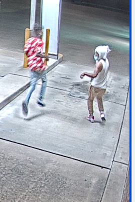fortworthpd's tweet photo. #HeadsUp 

Do you recognize these suspects? They fired four shots at a family of four - the family was part of an overnight cleaning crew.

Please call 817-392-4730 with any information. https://t.co/DVU0myKfPK