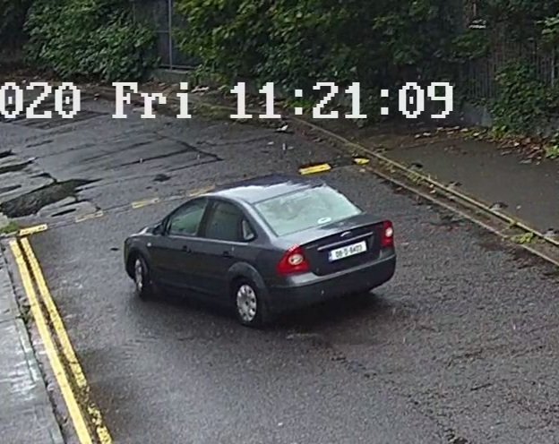 John_Kavanagh's tweet photo. Hello dirtbags. You stole Bellator fighter @BlaineSbg exhaust this morning. Return before tonight and I dont send HD version to cops. Tick tock #inchicore  . If you're in Dublin please retweet. https://t.co/kjfFsT5yKH