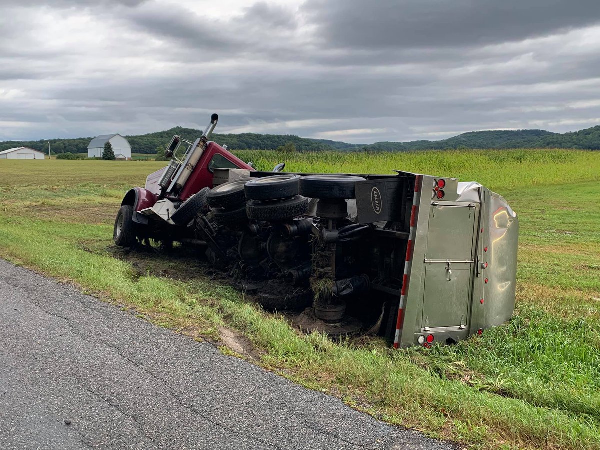 BillGraulWx's tweet photo. Extreme caution must be taken when driving during &amp; just after heavy rain events.
Two accidents occurred due to culvert being washed out on Edgewater Road northwest of Tunnel City, WI.
(Photos courtesy of the Monroe County Sheriff's Office)
#wiwx #FlashFlooding #HeavyRain https://t.co/yV58OgWBuE