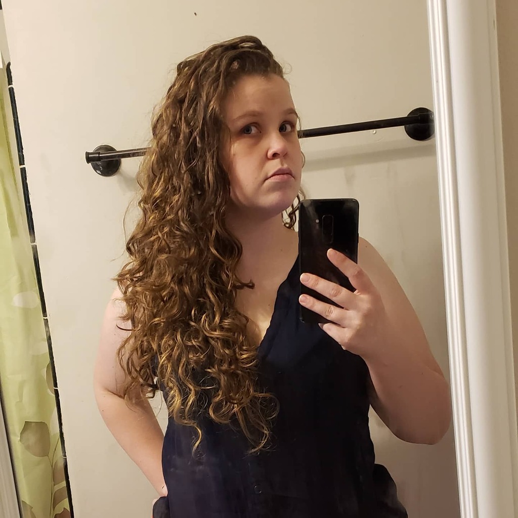 StarZippers's tweet photo. I washed early this week. Last week just wasn't the defined curls and waves I liked. I didn't have use mousse last week. And I think it works better in my hair than just gel. In the beginning, I wasn't impressed with the just gel, switched to Tressamme m… https://t.co/oOnTJR76JN https://t.co/gPxzBu9r6W