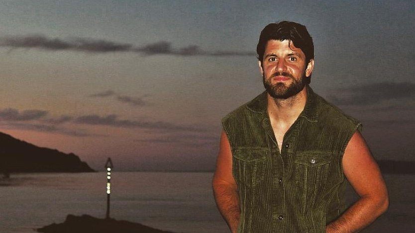 Shane McNaughton makes his <a href="/RuairiOgCLG/">Ruairí Óg Cushendall</a> return as the Covid-19 pandemic puts his acting dream on hold

Watch ▶️bbc.in/2YKWOO5

BBC Sport NI will have highlights of <a href="/RossaGACBelfast/">O'Donovan Rossa GAC</a> 🆚 <a href="/RuairiOgCLG/">Ruairí Óg Cushendall</a> this weekend 👍

#BBCGAA | #GAA