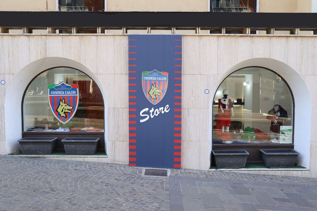 Cosenza Calcio On Twitter Avviso Per Tutti I Tifosi Rossoblu L Unico Store Ufficiale E Quello Che Si Trova In Via Arabia A Cosenza