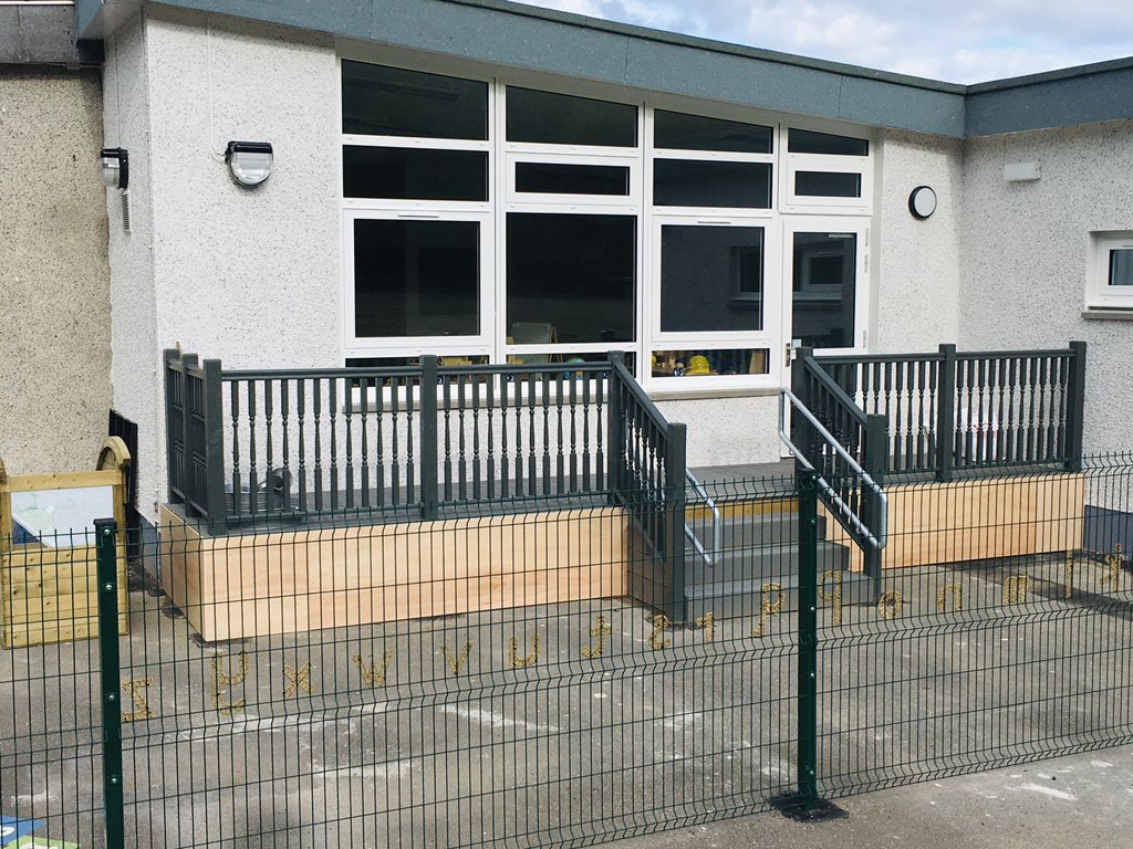 RosneathPrimary's tweet photo. We are ready to open our new ELC doors and welcome our new children from Monday morning! 🎉🥳 
Thank you to our Early Years Practitioners and @sutcliffejan33 for all your hard work setting up. @abc_OCTF https://t.co/Uu1hiVvDpB