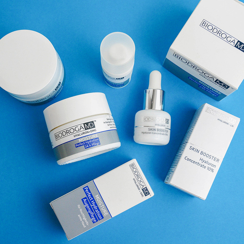 BiodrogaUSA's tweet photo. Boosting the skin's moisture content to a whole new level 🚀 
#biodroga #biodrogausa #biodrogamd #skincare #skincareproducts #skincareroutine #skincareregimen #beautycare #selfcare #antiaging #agedefying #cosmetics #cosmeceutical #moisturizing #PerfectHydration #SkinBooster https://t.co/hY9tRVmZh0