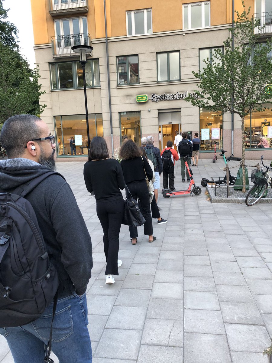 HackneyedSam's tweet image. Uh oh