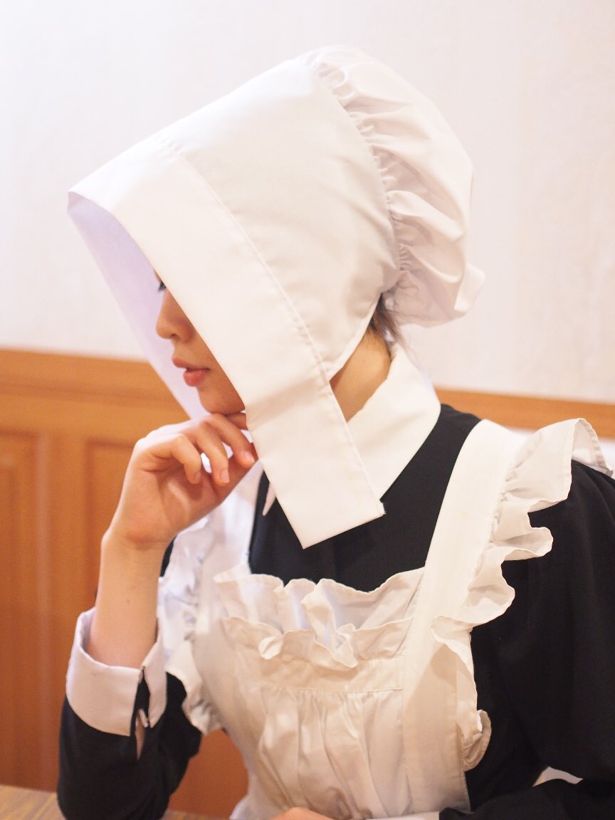 17世紀、フェルメールの居た 黄金時代の オランダの女性衣装をイメージ