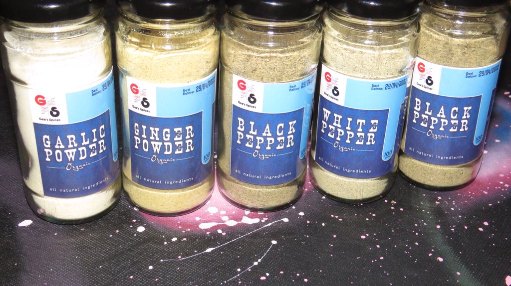 Gmaima4's tweet photo. Hey guys I just launched my spices brand..... can i get 500 retweets my customer is on your TL🙏 thanks in advance https://t.co/zrsbRfXvjs