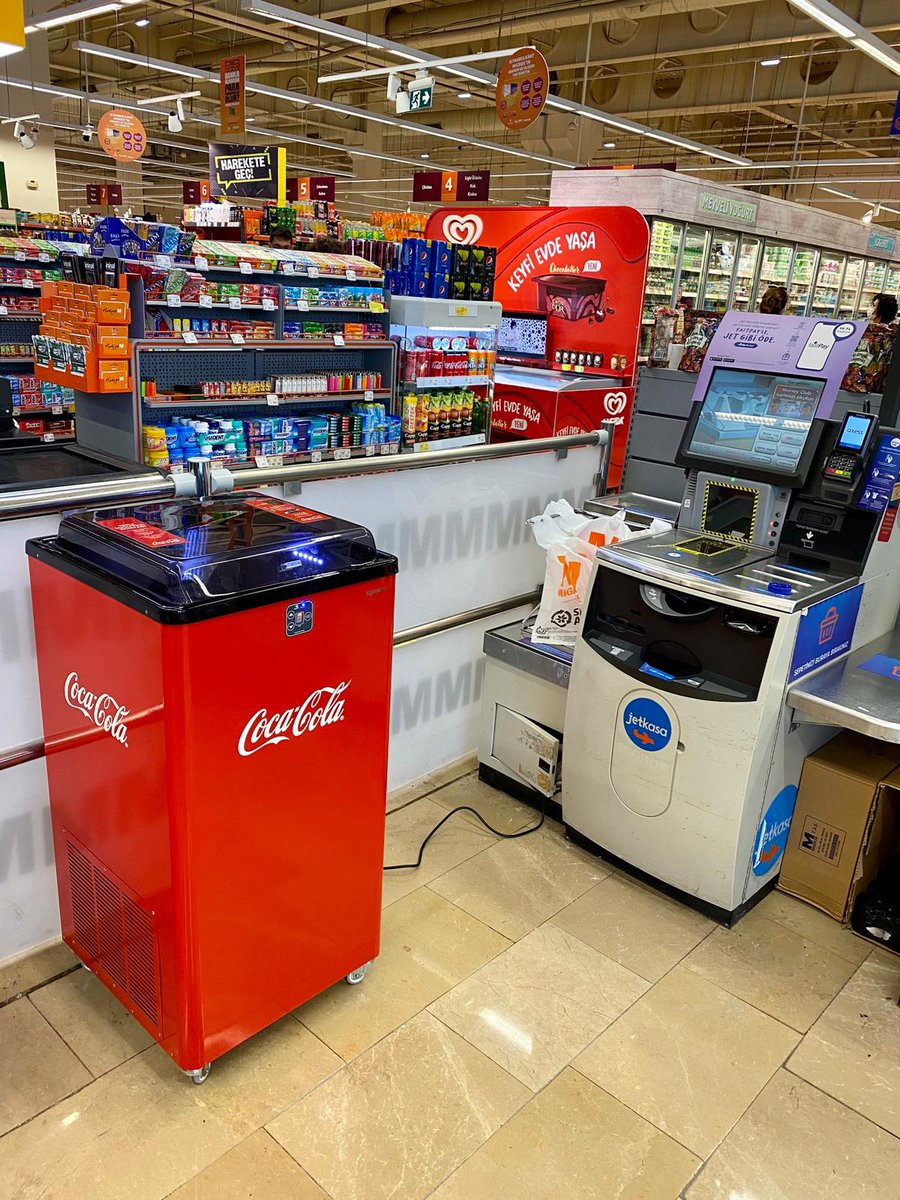 ayhanbaris's tweet photo. #icywave hızlı soğutucu #cocacola
https://t.co/tbODC241V9 https://t.co/ZYGgpoqgV8