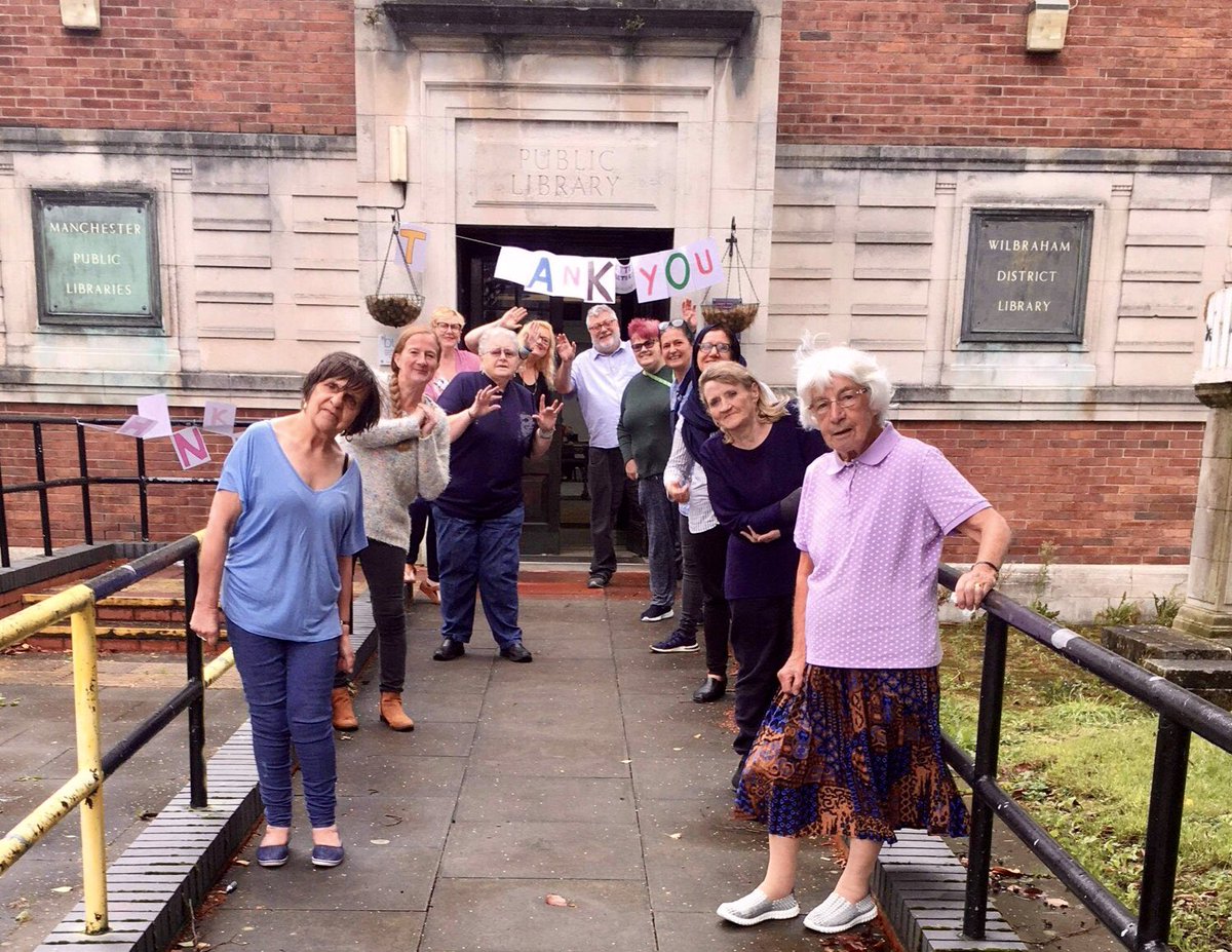 ThePlaceM14's tweet photo. #ArtsEatReadRepeat - over the last 6 weeks our wonderful volunteers have distributed 3600 craft and snack bags for 30 days, 13 volunteers, and 700 volunteer hours. 100s of photos but today just one. Friends of Fallowfield would like to thanks for everyone taking part https://t.co/UoSsrIKq1k
