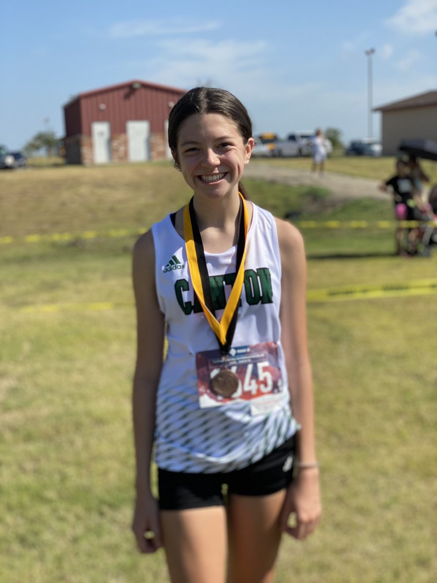 CantonEagles's tweet photo. First race in the books. Even brought home some bling😀 https://t.co/vE5qLOyXSX