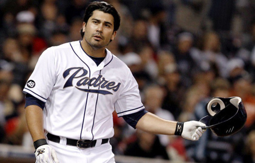 Happy 38th Birthday to legend Carlos Quentin 00 