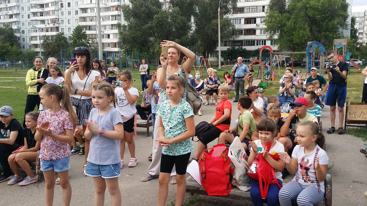 Заканчивается лето, сегодня много напутственных слов ,пожеланий было сказано нашим детям на празднике "До свидание лето , здравствуй школа".Конкурсы, танцы, сладкие призы -все для  наших детей.
ТОС " ВТОРОЙ ПРИВОЛЖСКИЙ МИКРОРАЙОН " 
 <a href="/promadm/">Promadm.samara</a> @Semenov_A_S