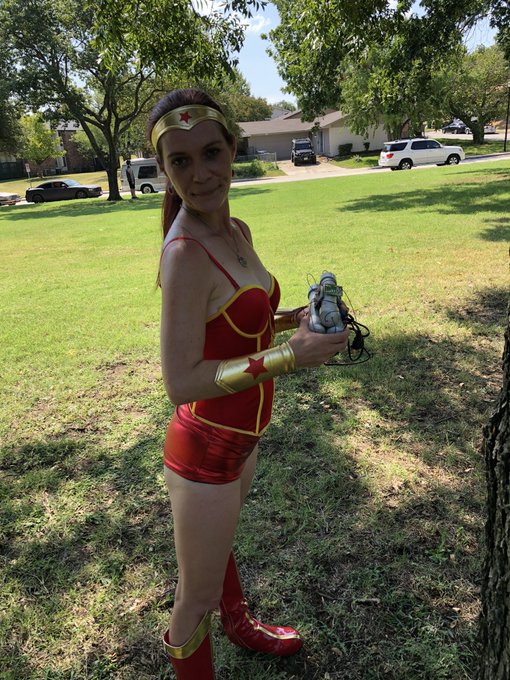 Even disarming bombs she looks cute. My favorite hero! #SuperSlut #COMINGSOON https://t.co/8sSngzblb<a href="/tag/comingsoon"class="tags"><span>#comingsoon</span></a><a href="/tag/superslut"class="tags"><span>#superslut</span></a>