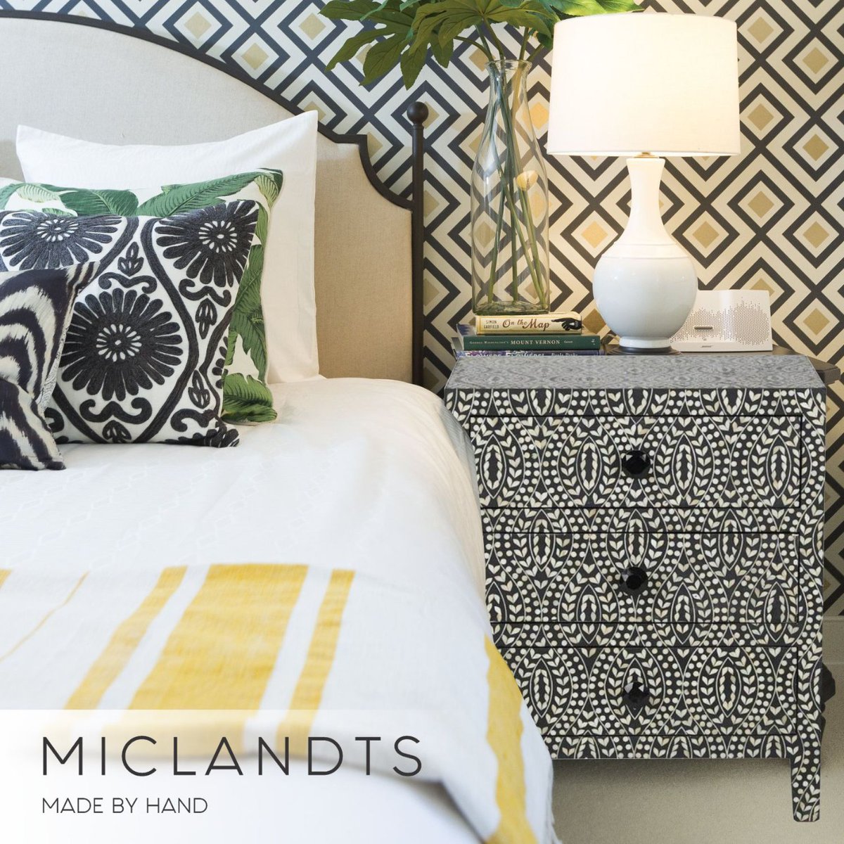 Camel Bone Inlay three  drawers chest in classic palace Night Black !
#boneinlay #inlay #art #homedecor #design #unique #handmade