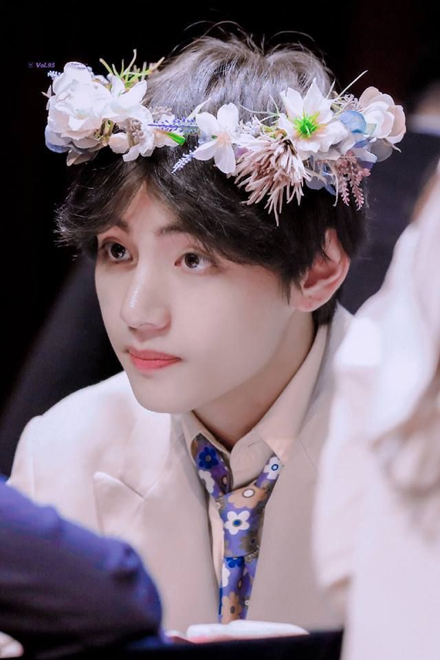 Taehyung as baby tiger : A thread