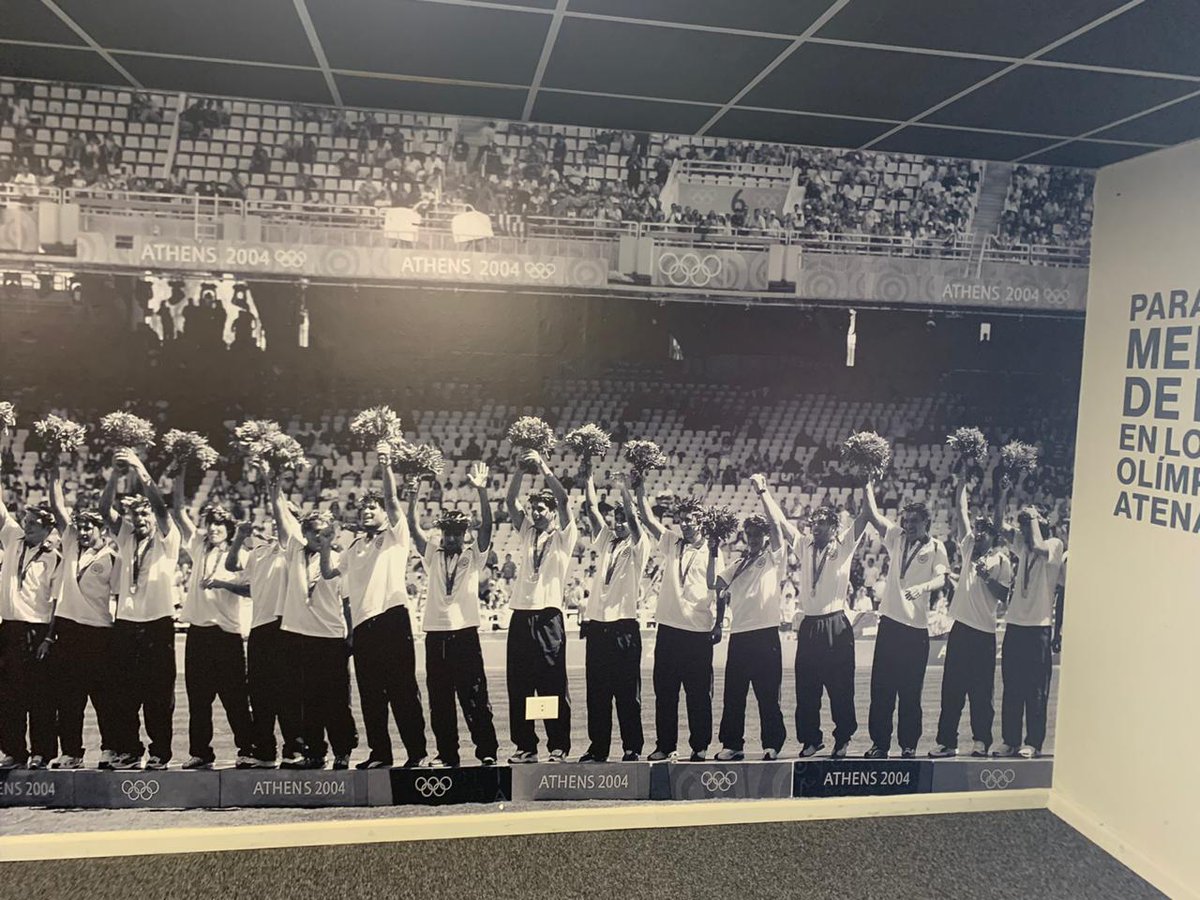 Un día como hoy pero hace 16 años se conseguía algo histórico para nuestro País, la única Medalla Olímpica para el Deporte Paraguayo 🇵🇾