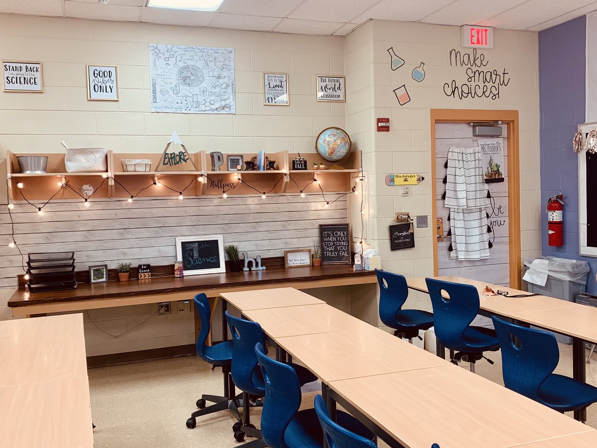 Mrs_Pulsifer's tweet photo. Thank you admin for letting us in our rooms! Even after 9 years, Iβm still changing things up and loved the time to get set up before starting PD.
PS. Desks are getting moved!
#novipride #hybridandvirtual #pinterestmademedoit https://t.co/tZzsAIu2Zq