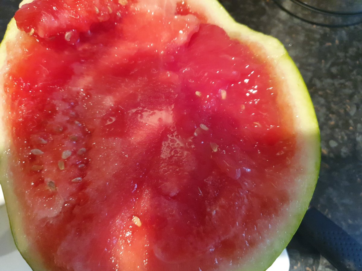 tashram78's tweet photo. @AsdaServiceTeam I just purchased this watermelon this afternoon. Just cut it up and it is so bad. Both halves are pretty much off and just slop! 
Please can you refund this, I do not live near an Asda normally! 
Thanks https://t.co/F1cYe3QFQo
