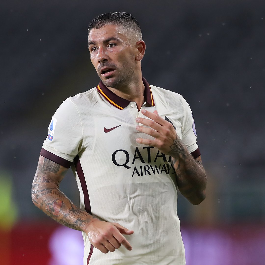 brfootball's tweet photo. Aleksandar Kolarov is set to join Inter from Roma for a fee of around €2M, reports @FabrizioRomano https://t.co/7t0o4IYVrr
