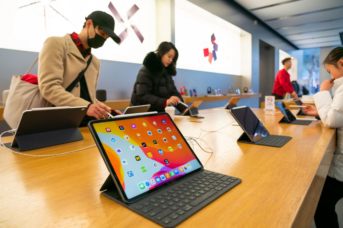nypost's tweet photo. Apple's next iPad Air is getting a radical redesign, leaks suggest https://t.co/MNLlqw4D7S https://t.co/3DmI0n6SV4