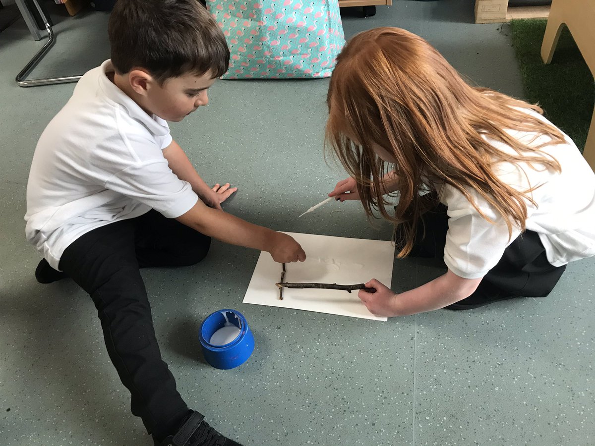MissGraham_DP's tweet photo. We collected some sticks when we were outside this afternoon and then worked together to start creating stick numbers for our numeracy display. @DrakiesPS #outoorlearning #numeracy #finemotorskills #teamwork https://t.co/iYZ6Z4PSJV