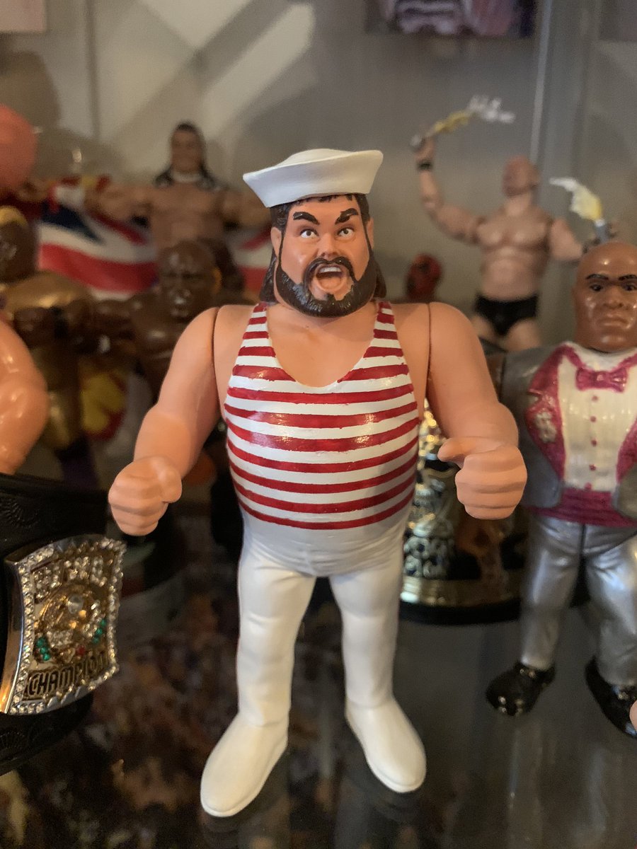 Toot Toot!!!! Another custom this week for figure Friday, Tugboat with removable hat  made by yours truly 

#hWo #FigureFriday #FigLife #scratchthatfigureitch #OneFigCommunity #Hasbros4Life #HasbroWorldOrder #hWoFigureFriday