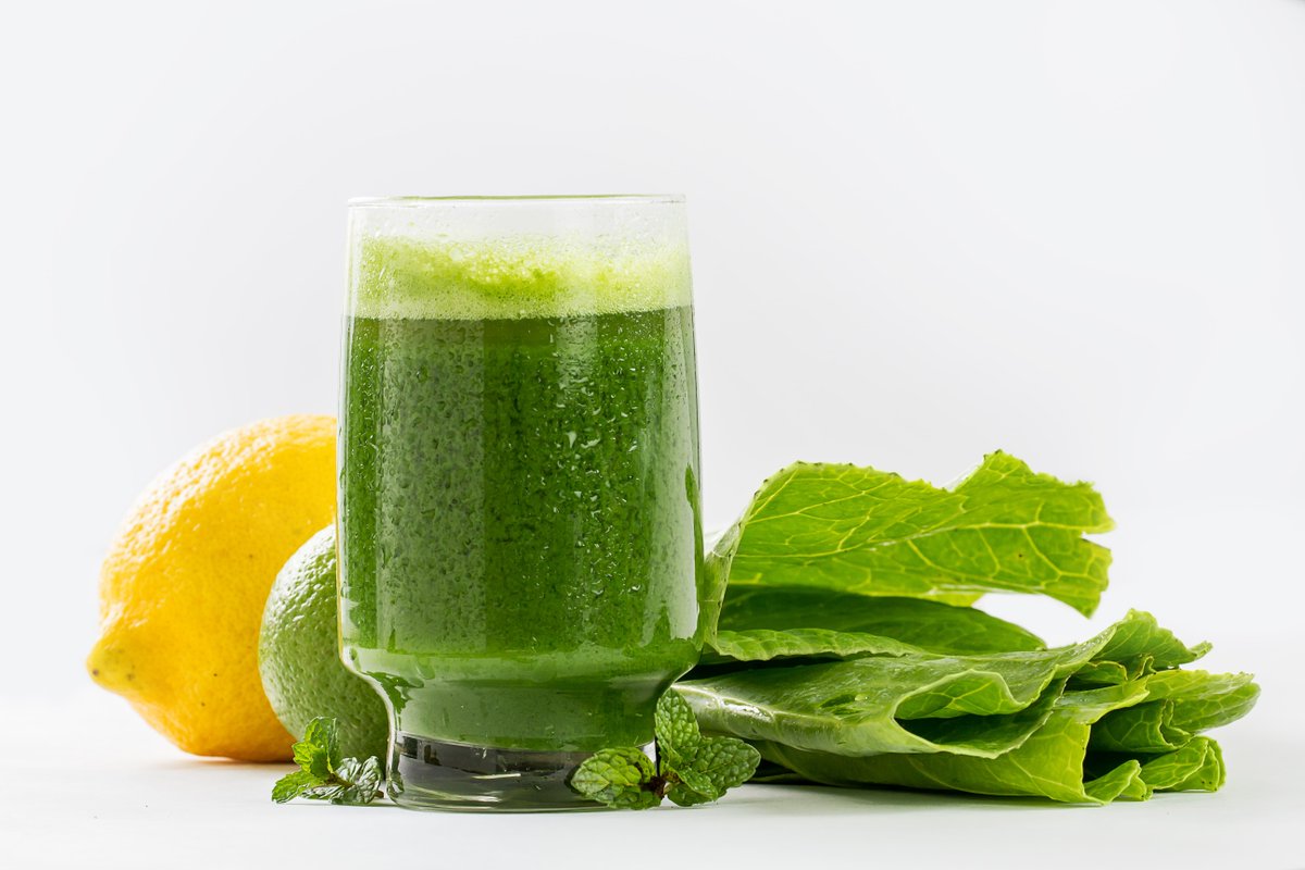 EvergreenHerbsL's tweet image. Refreshing detoxing Smoothies are perfect for hot Summer Days!

Why not use your Fresh Collard Greens and add to your favourite smoothie recipe. This Superfood can easily take the place of your usual spinach or kale. Just remember to remove the center rib before blending.

Enjoy!